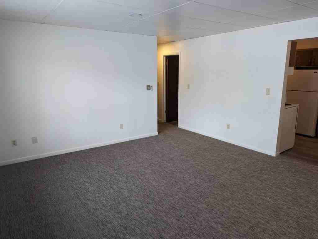 121 N 18th St - Photo 5 of 10