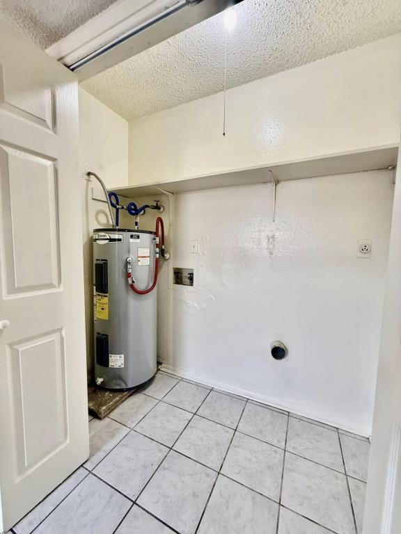 1620 Newport Pl Apt D - Photo 6 of 18