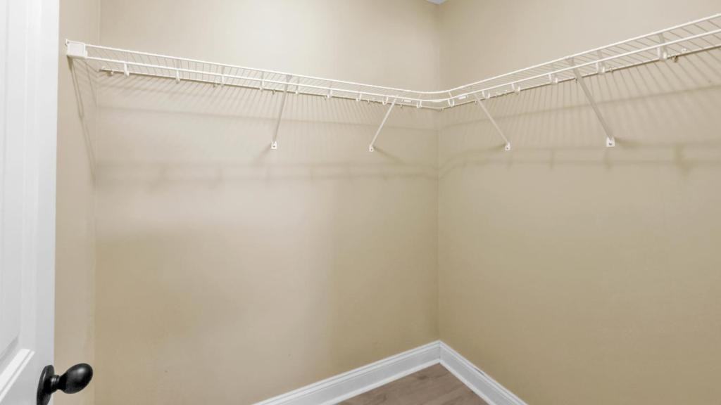 5073 Branch Point Dr - Photo 7 of 43