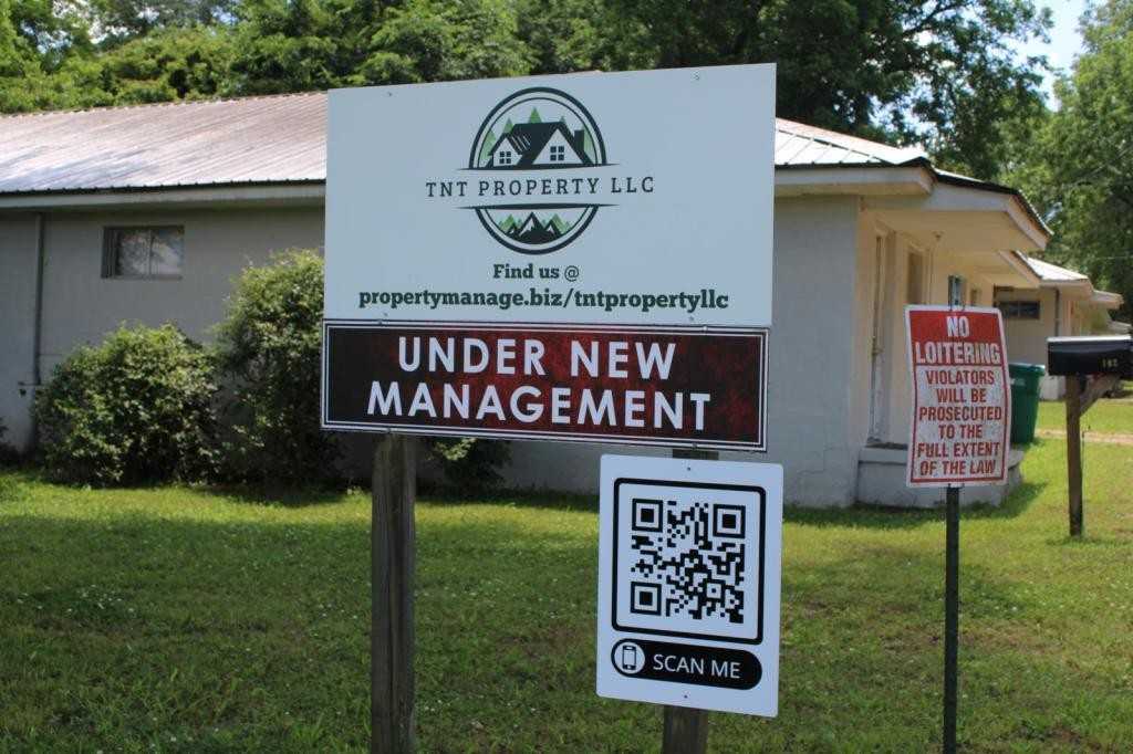 102 Pecan Ln - Photo 2 of 2