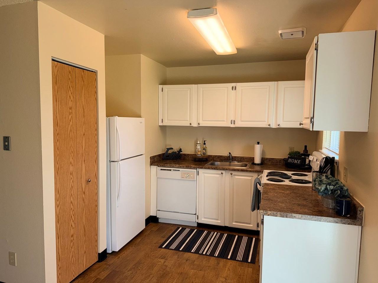 Timber Grove at Mt. Scott - Photo 2 of 50