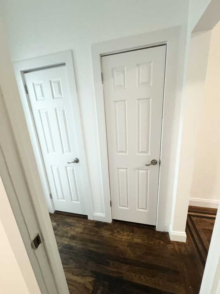 1721 Hobart Ave - Photo 6 of 15