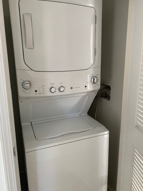 310 E St #1 - Photo 6 of 16