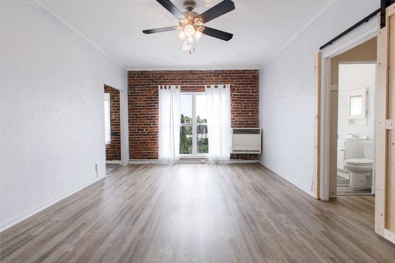 4 WEEKS FREE - Photo 5 of 35