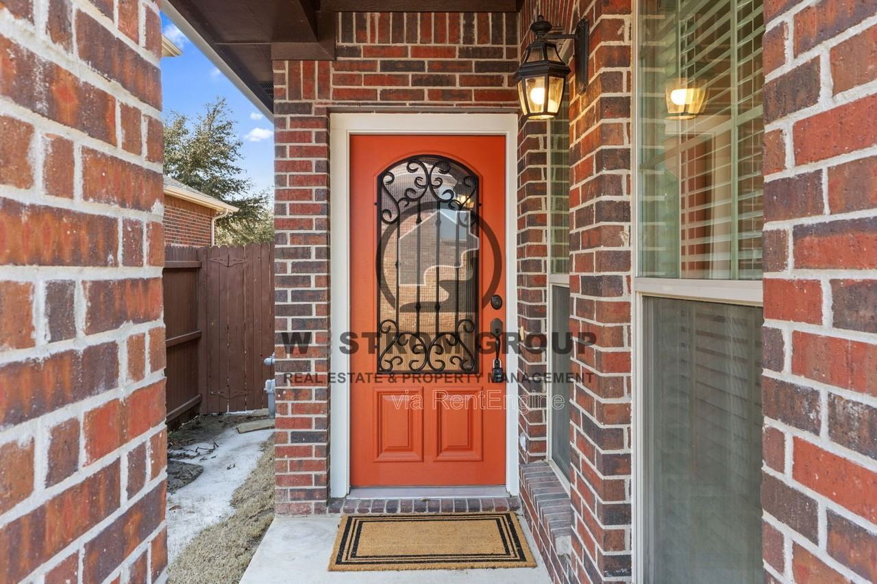 3805 Weatherstone Dr - Photo 6 of 35