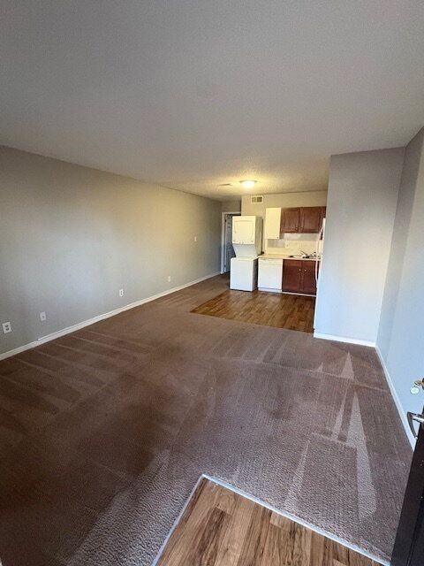 301 E 12th St #1 - Photo 3 of 18