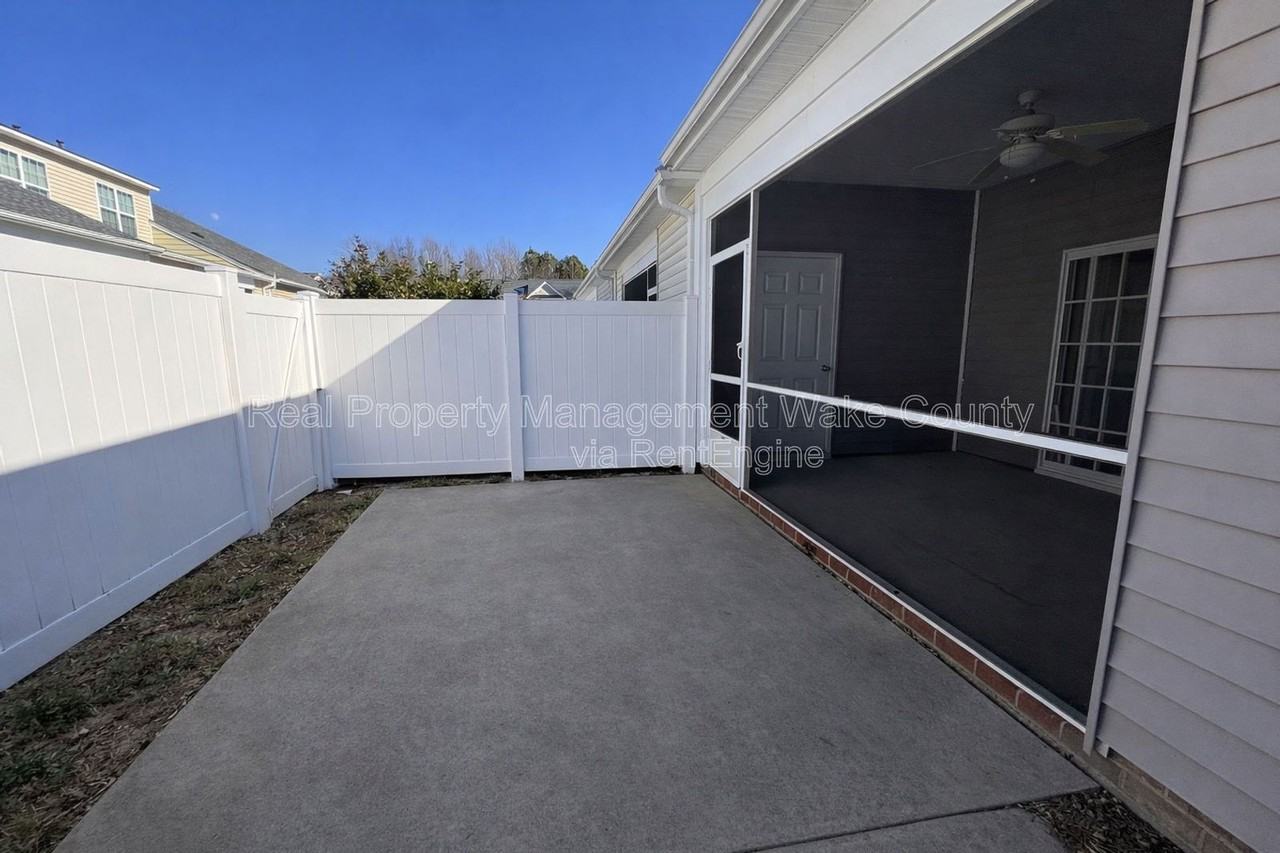 7310 Caversham Way - Photo 2 of 35