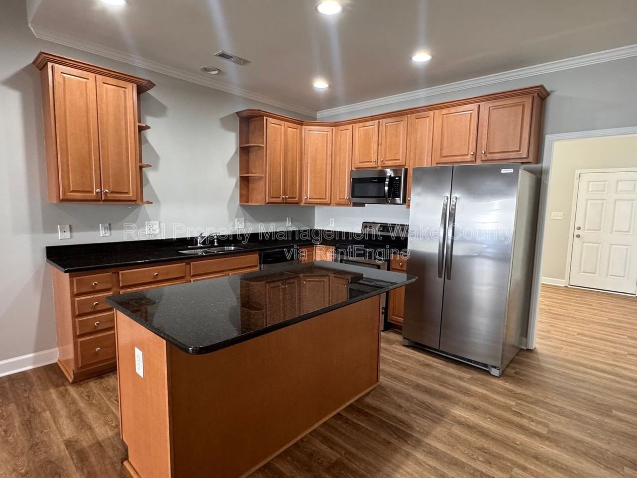 7310 Caversham Way - Photo 4 of 35