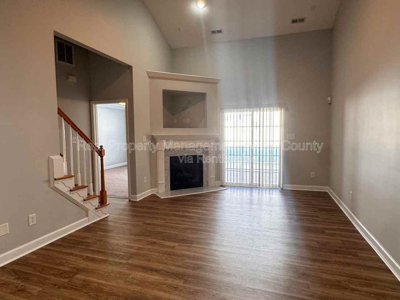 7310 Caversham Way - Photo 5 of 35