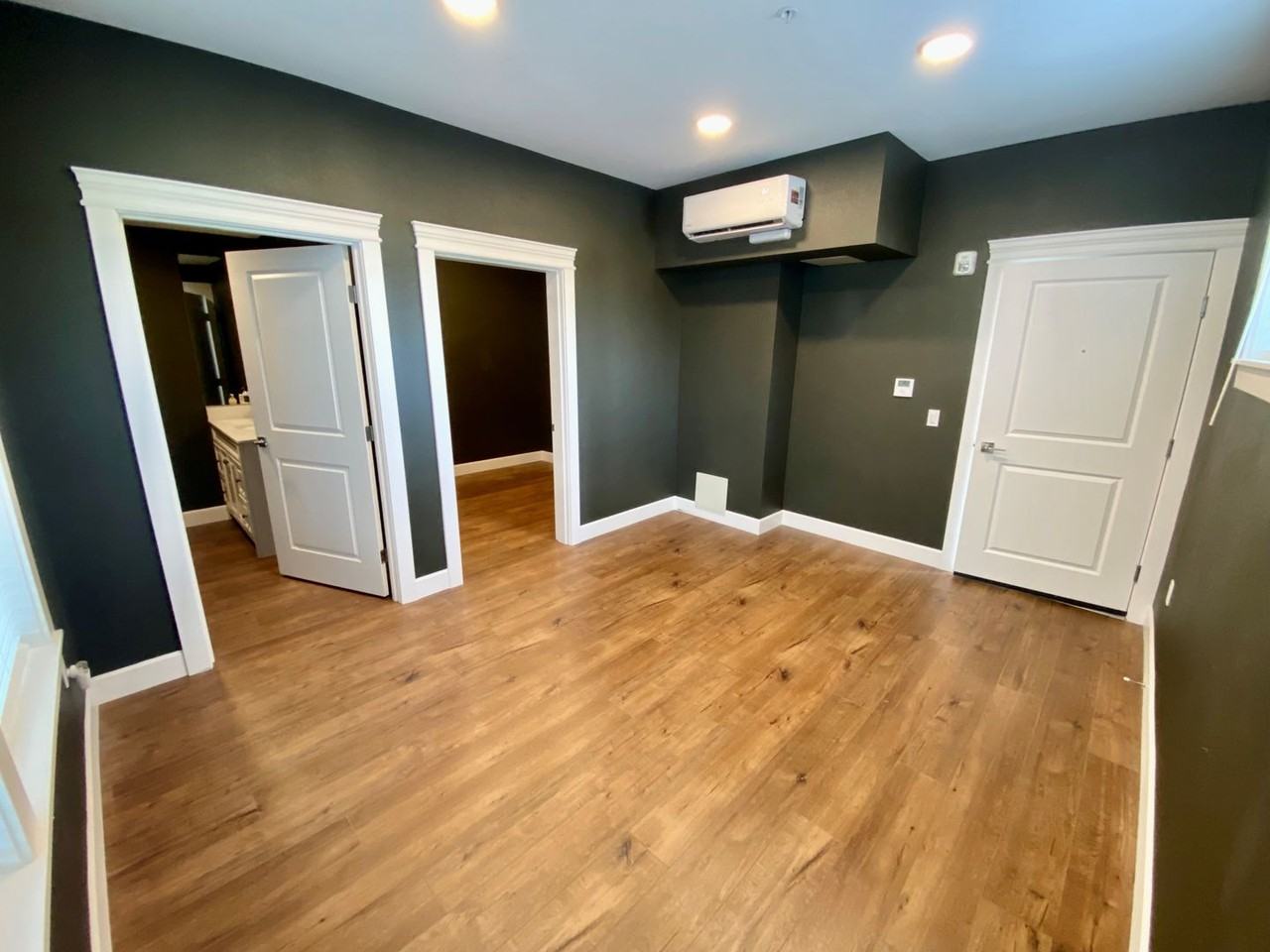 Views on Fifth - Photo 2 of 50