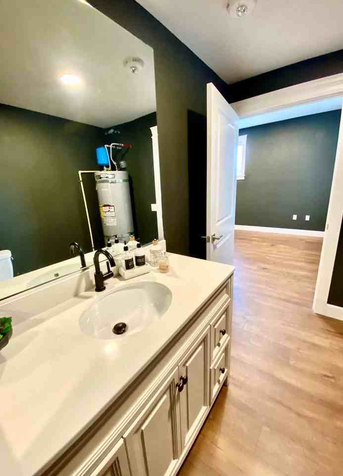 Views on Fifth - Photo 5 of 50