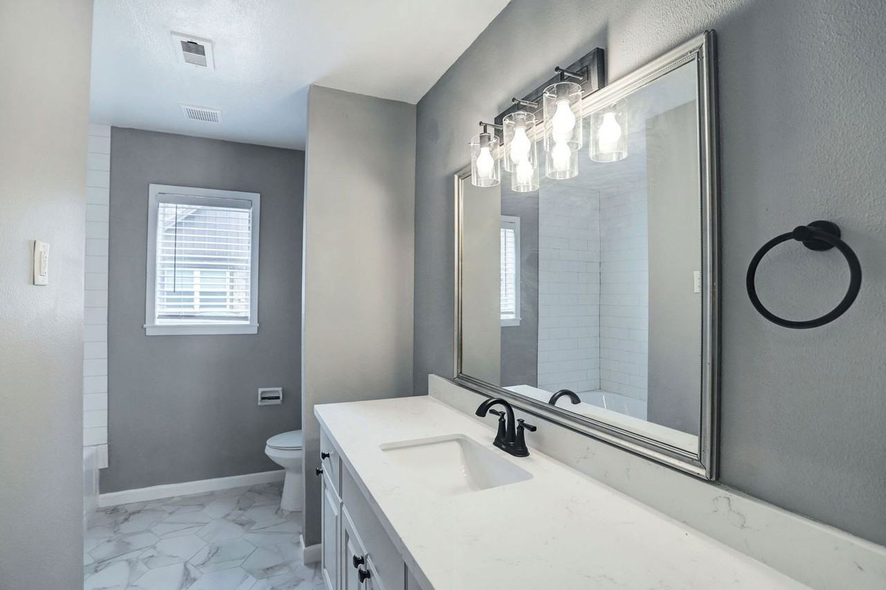 217 Loon River Dr - Photo 5 of 10