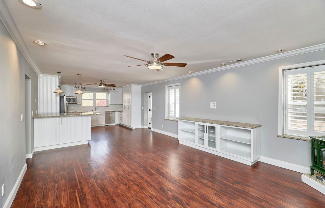 1037 Prigge Rd - Photo 7 of 44