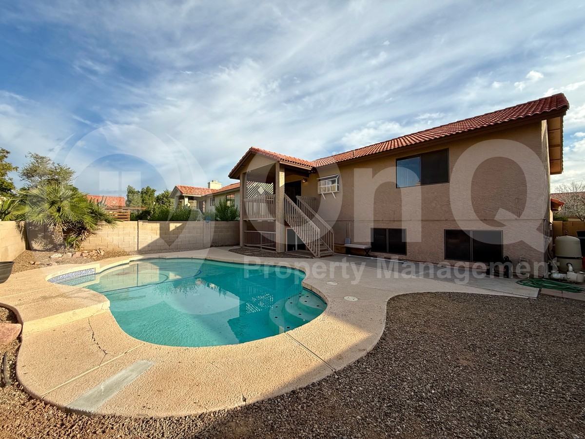 1220 W Sea Crest Dr - Photo 2 of 31