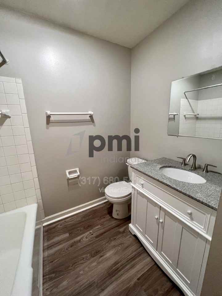 2917 E 47th St #B - Photo 7 of 29