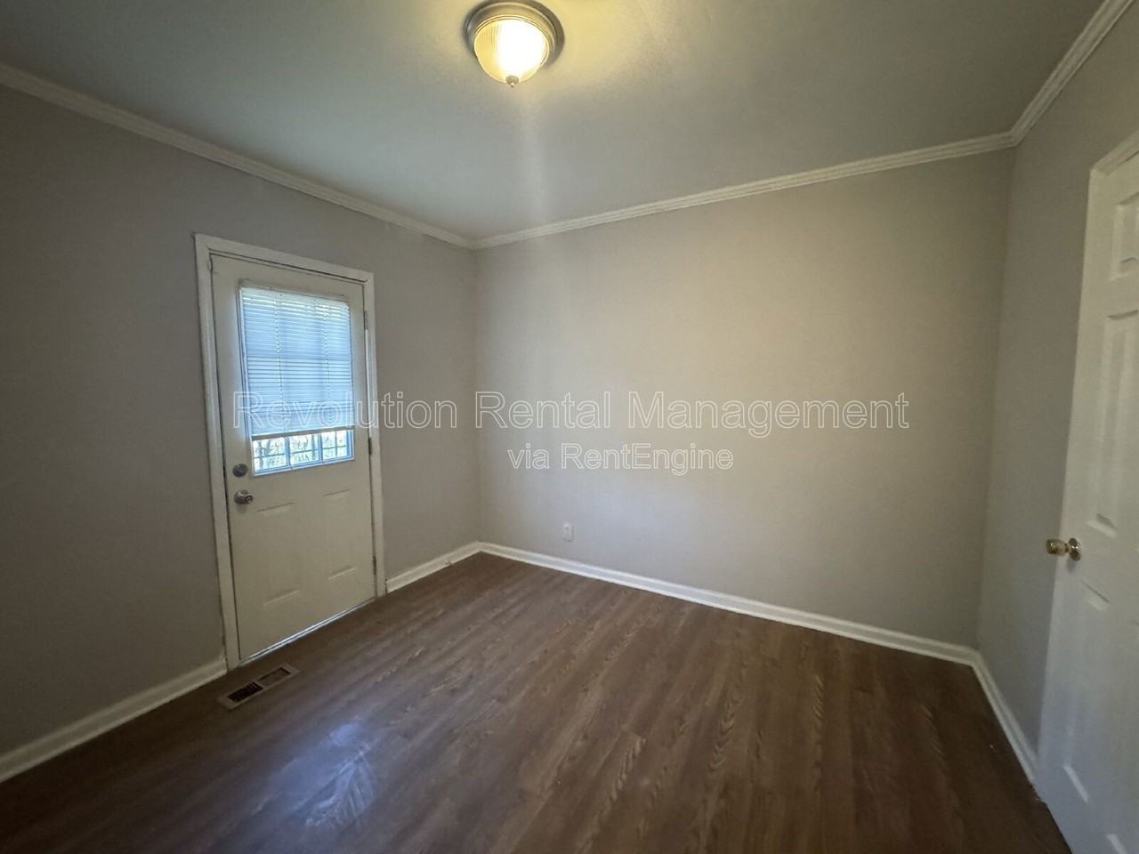 2648 Joyce Ave - Photo 5 of 15