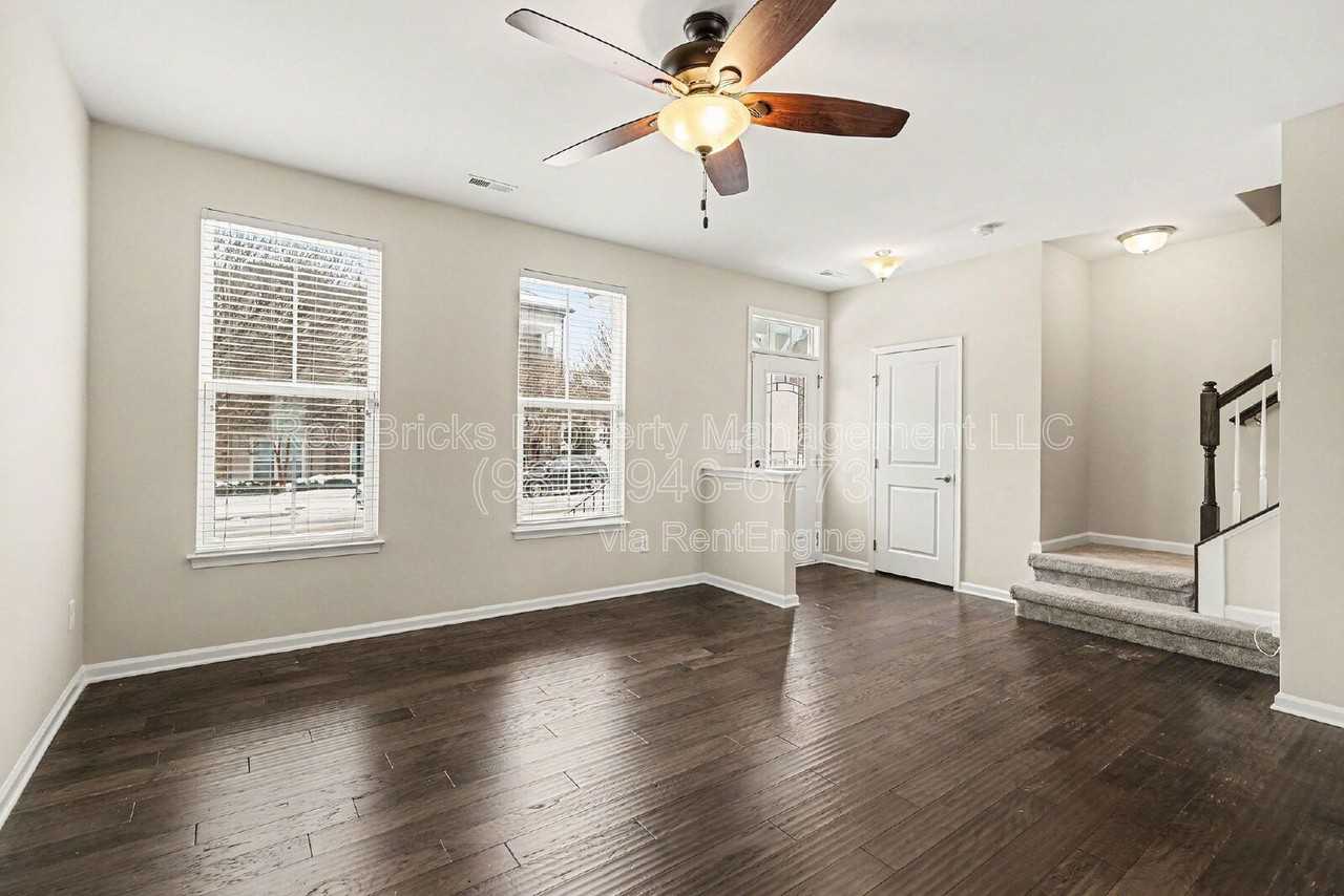 11255 Bryton Pkwy - Photo 2 of 23