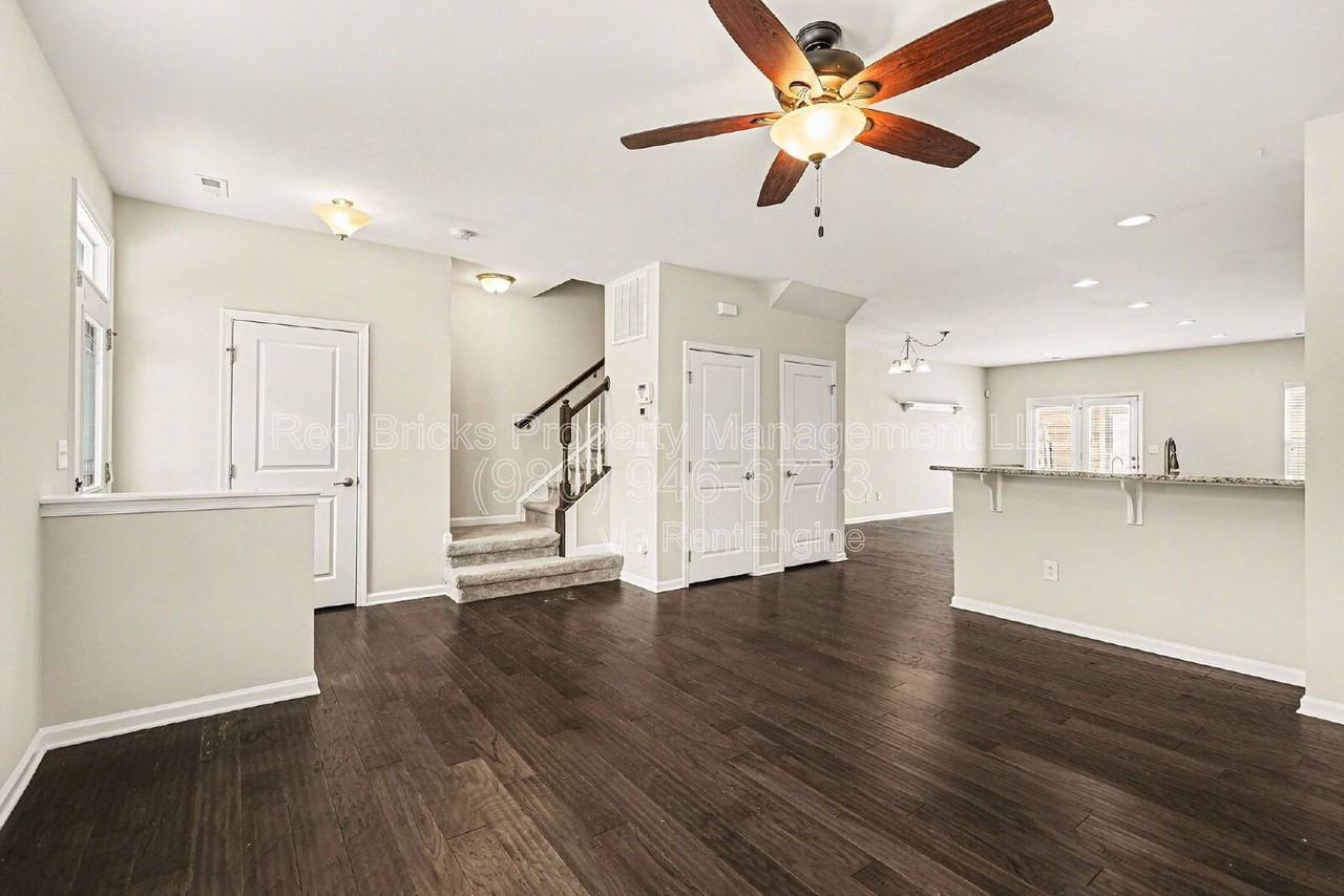 11255 Bryton Pkwy - Photo 5 of 23