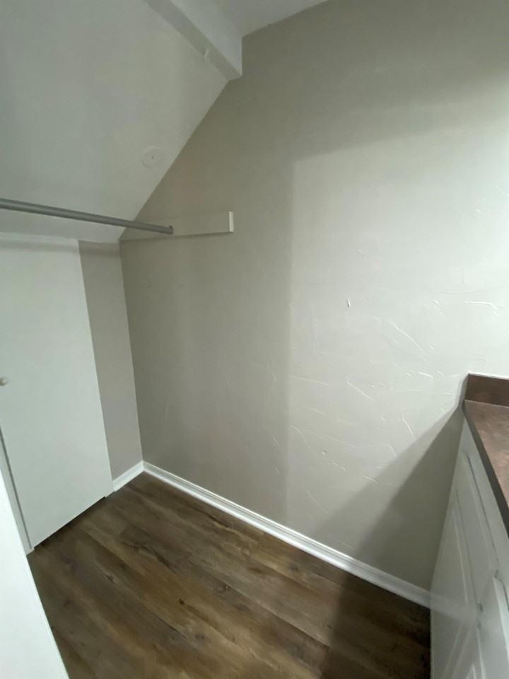 10125 N Pennsylvania Ave #1 - Photo 4 of 24