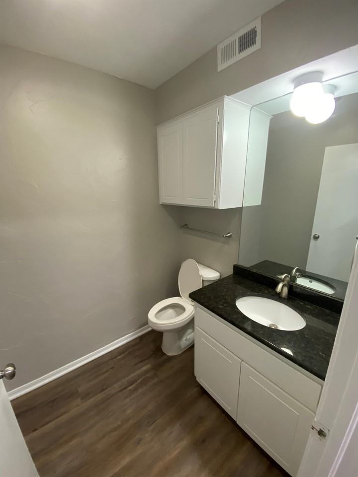 10125 N Pennsylvania Ave #1 - Photo 2 of 24