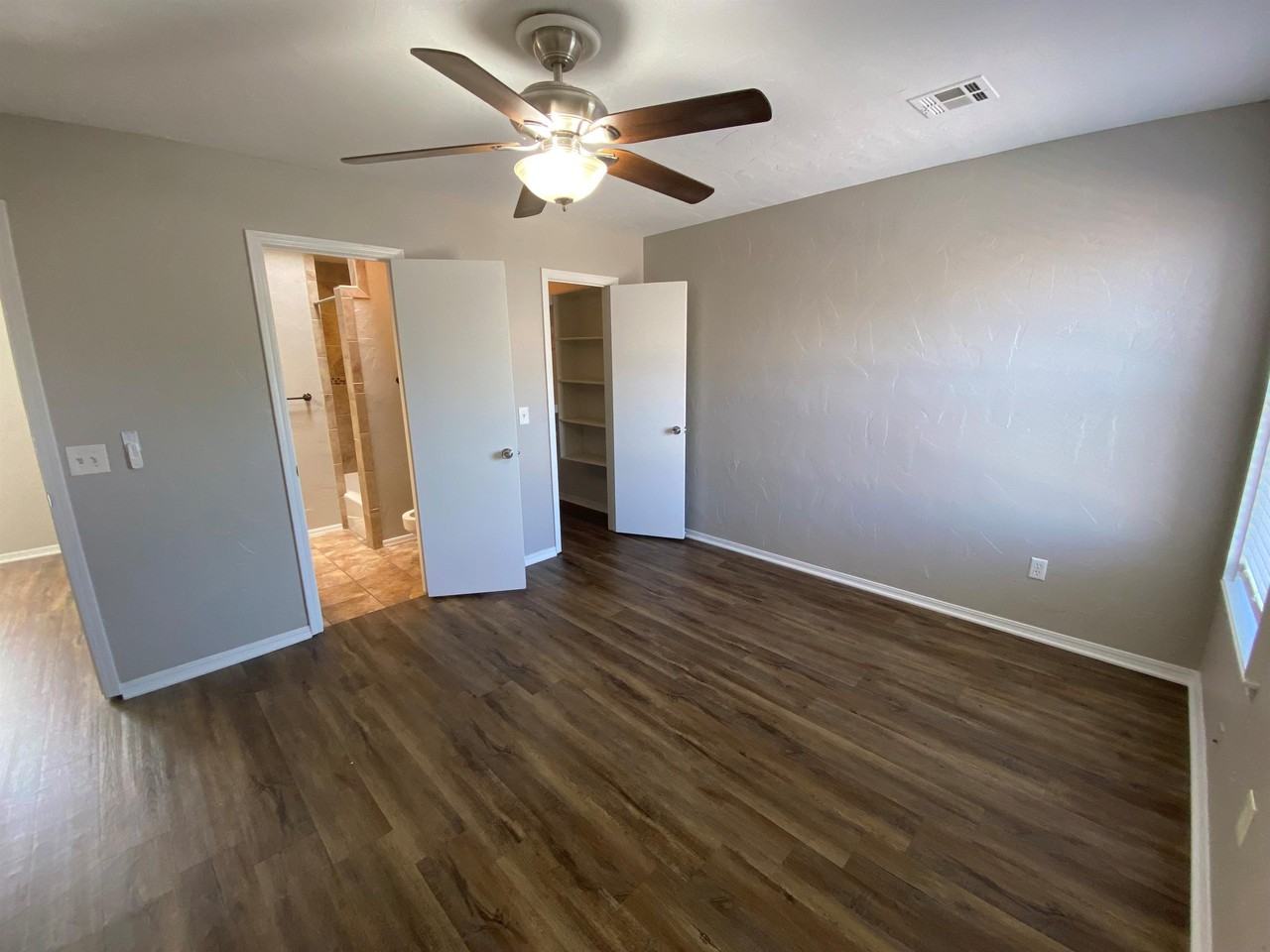 10125 N Pennsylvania Ave #1 - Photo 5 of 24