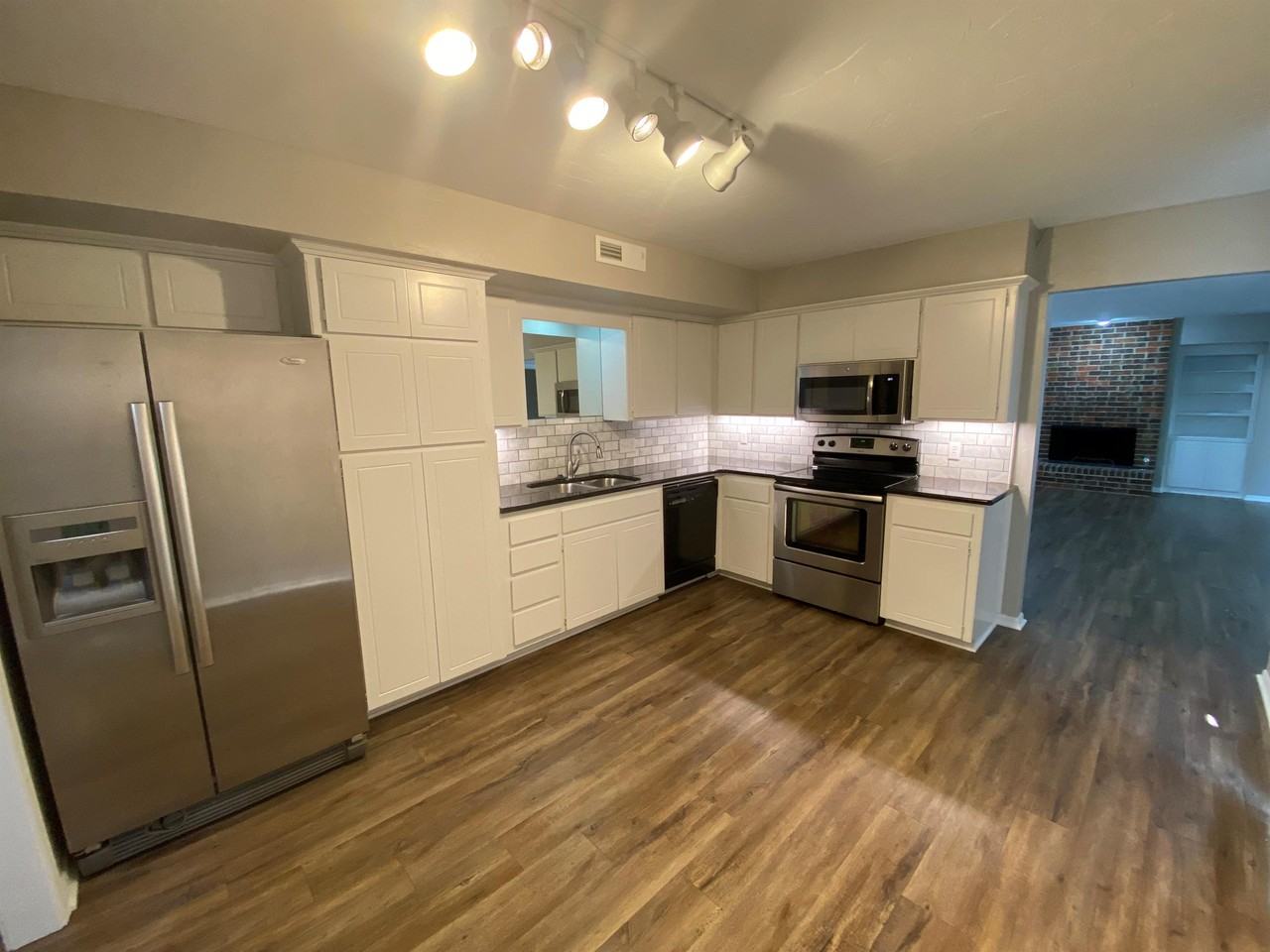 10125 N Pennsylvania Ave #1 - Photo 7 of 24