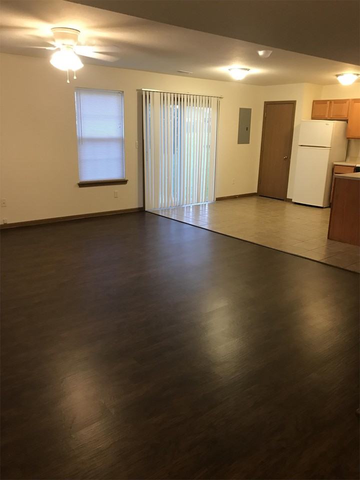 5103 Silver Mill Dr - Photo 3 of 9