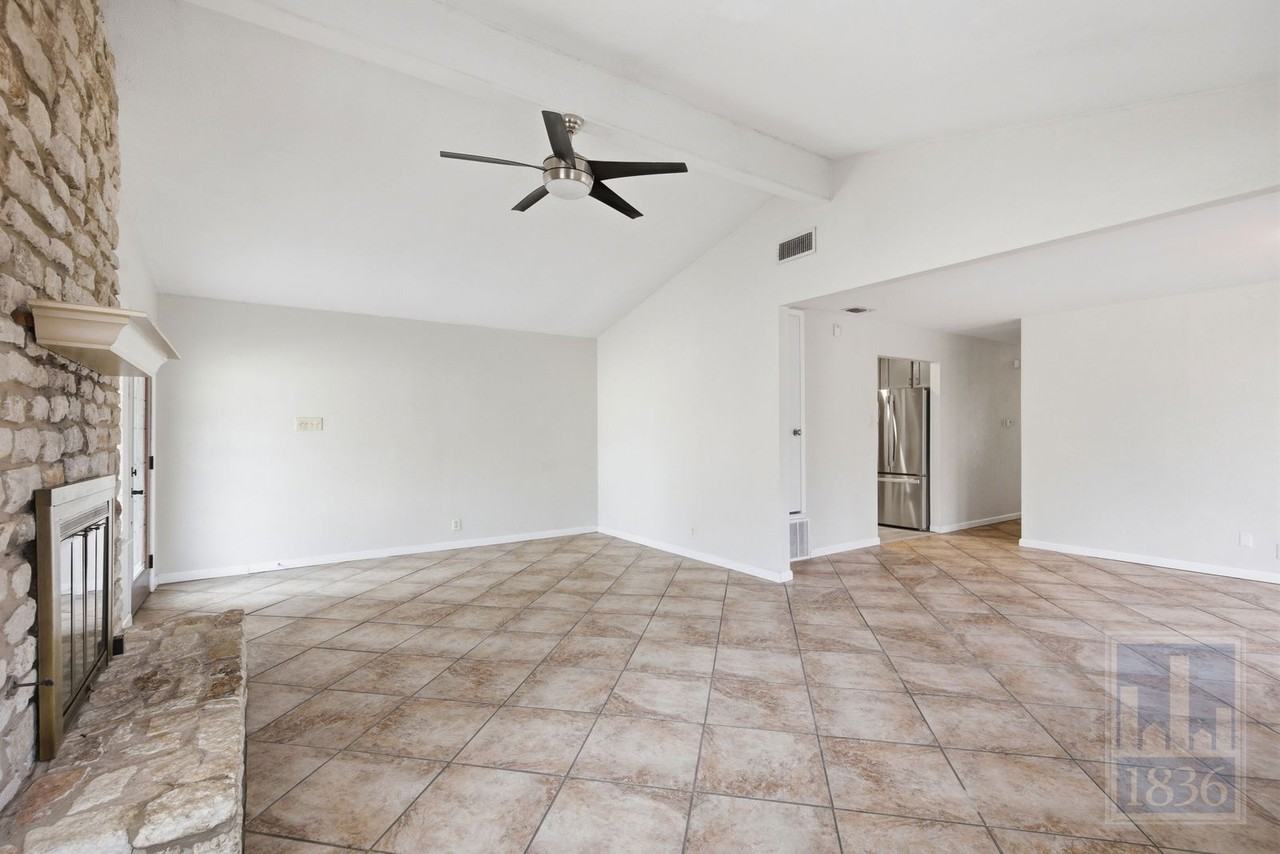 6201 Tara Dr - Photo 2 of 50