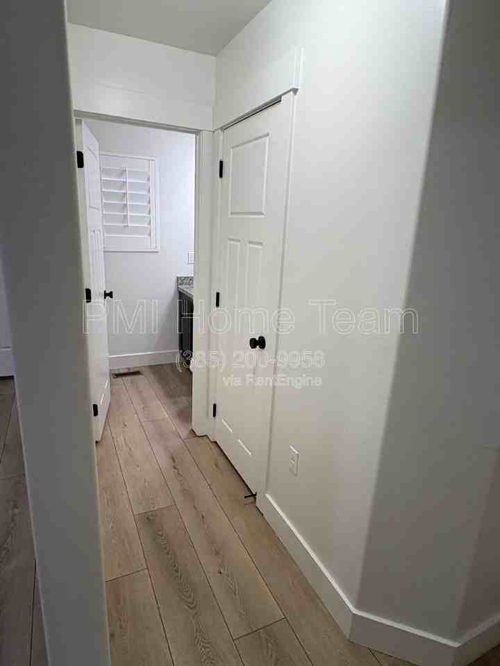 651 W 1900 S - Photo 3 of 42