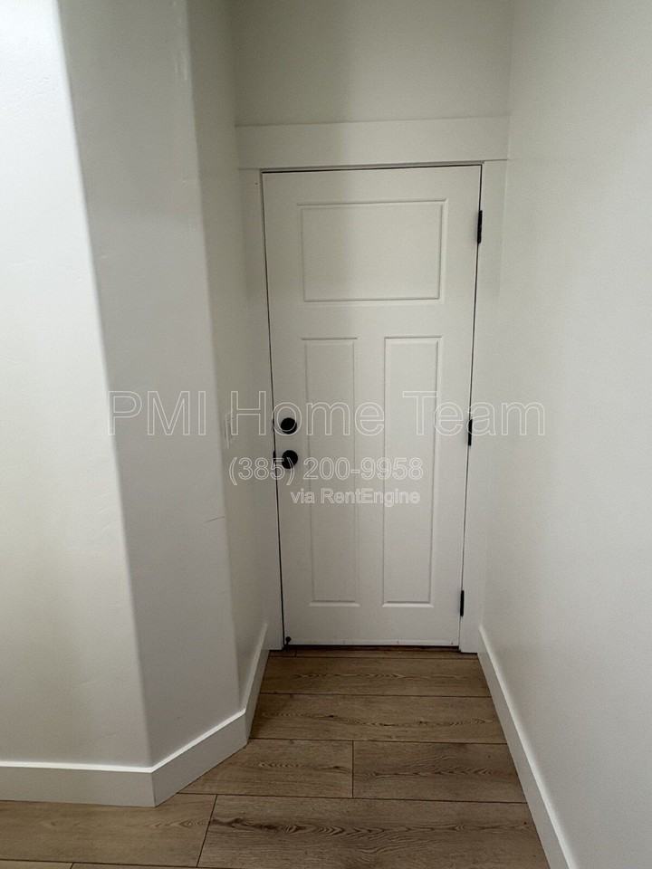 651 W 1900 S - Photo 6 of 42