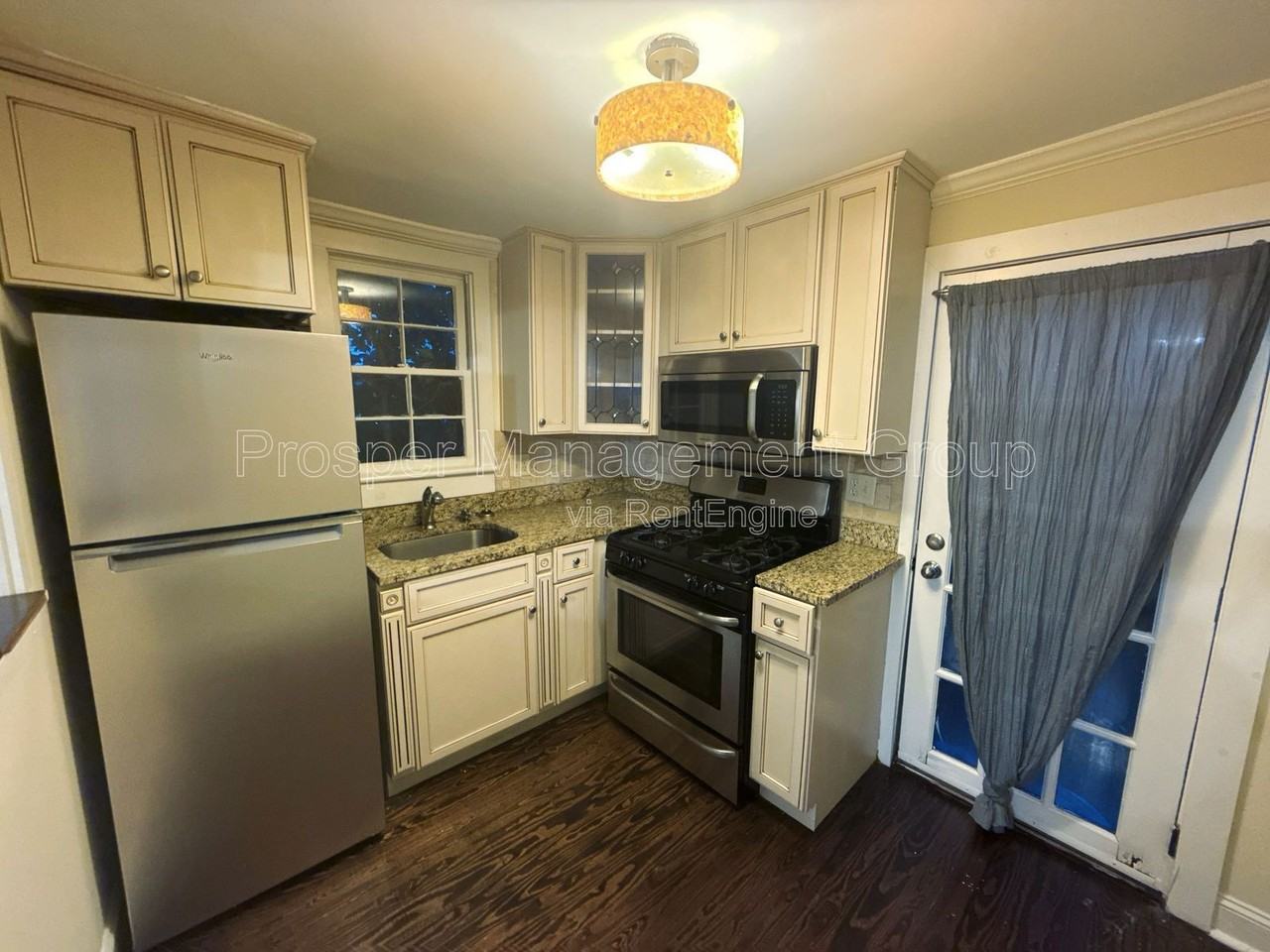 70 Radcliffe St #C - Photo 7 of 15