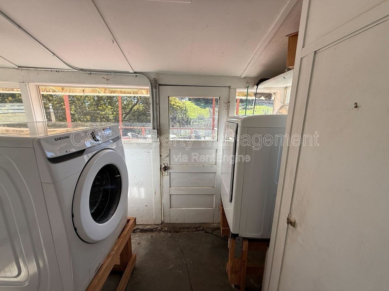 39 Paddon Rd - Photo 5 of 10