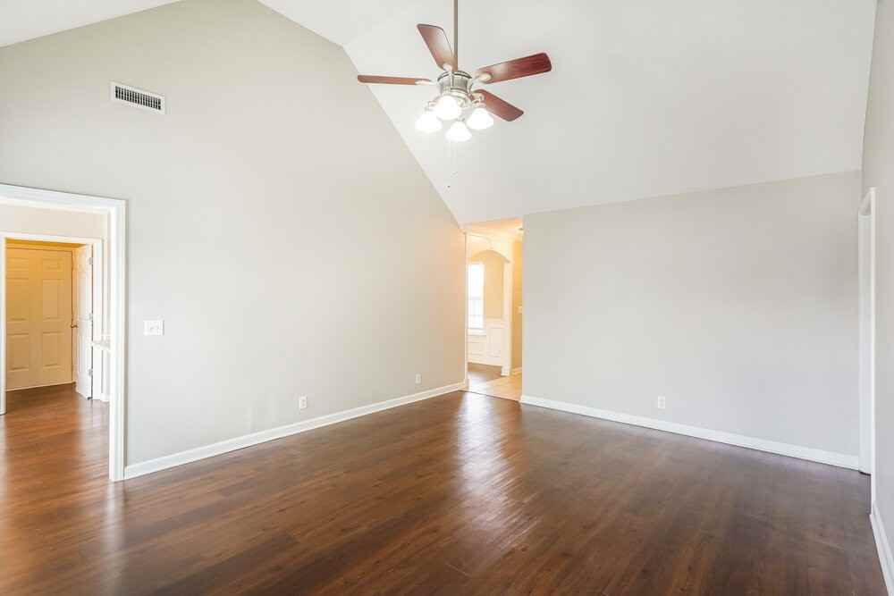 4229 Nandina Ct - Photo 3 of 16