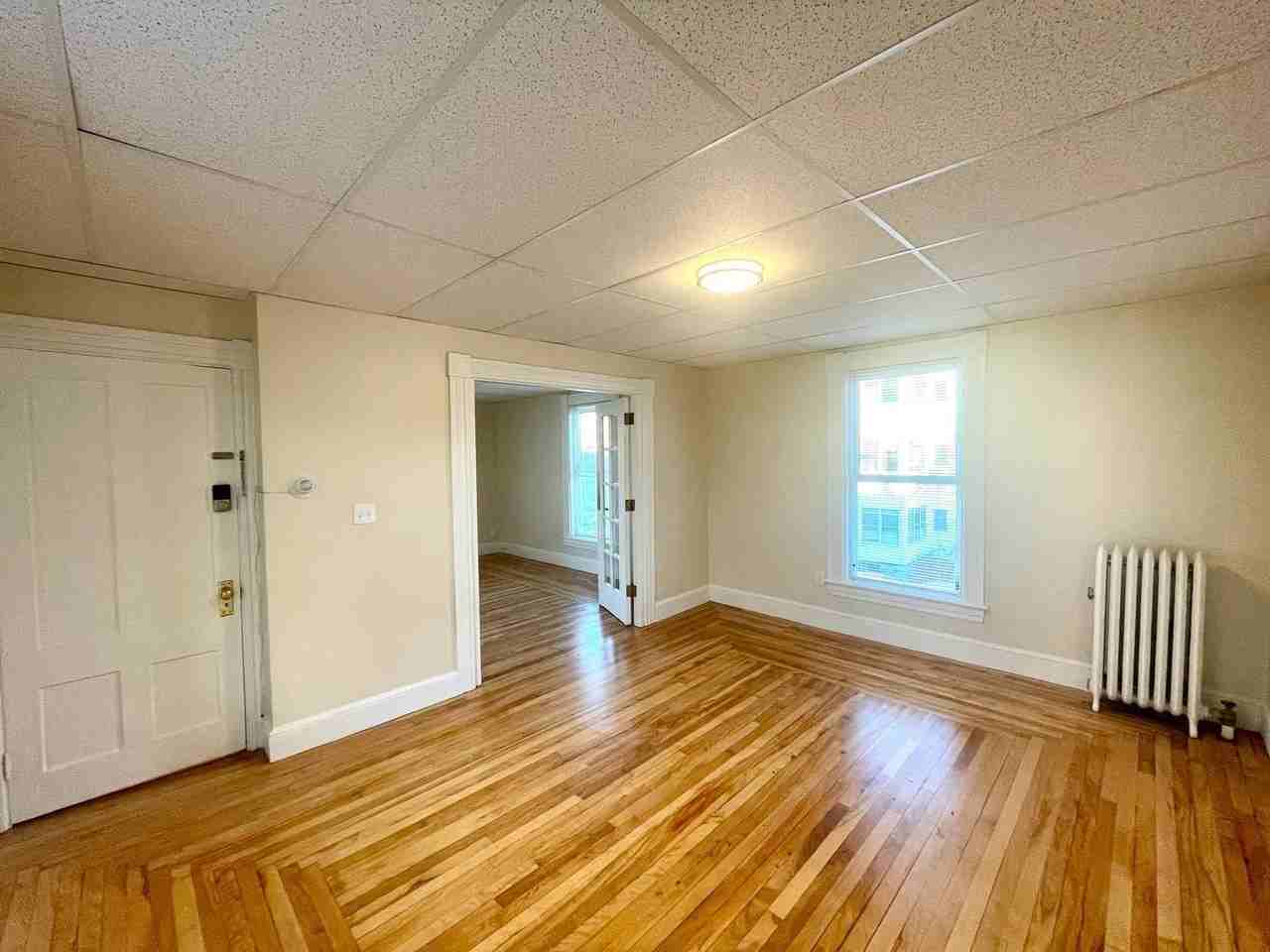 343 Hanover St #2 - Photo 7 of 18