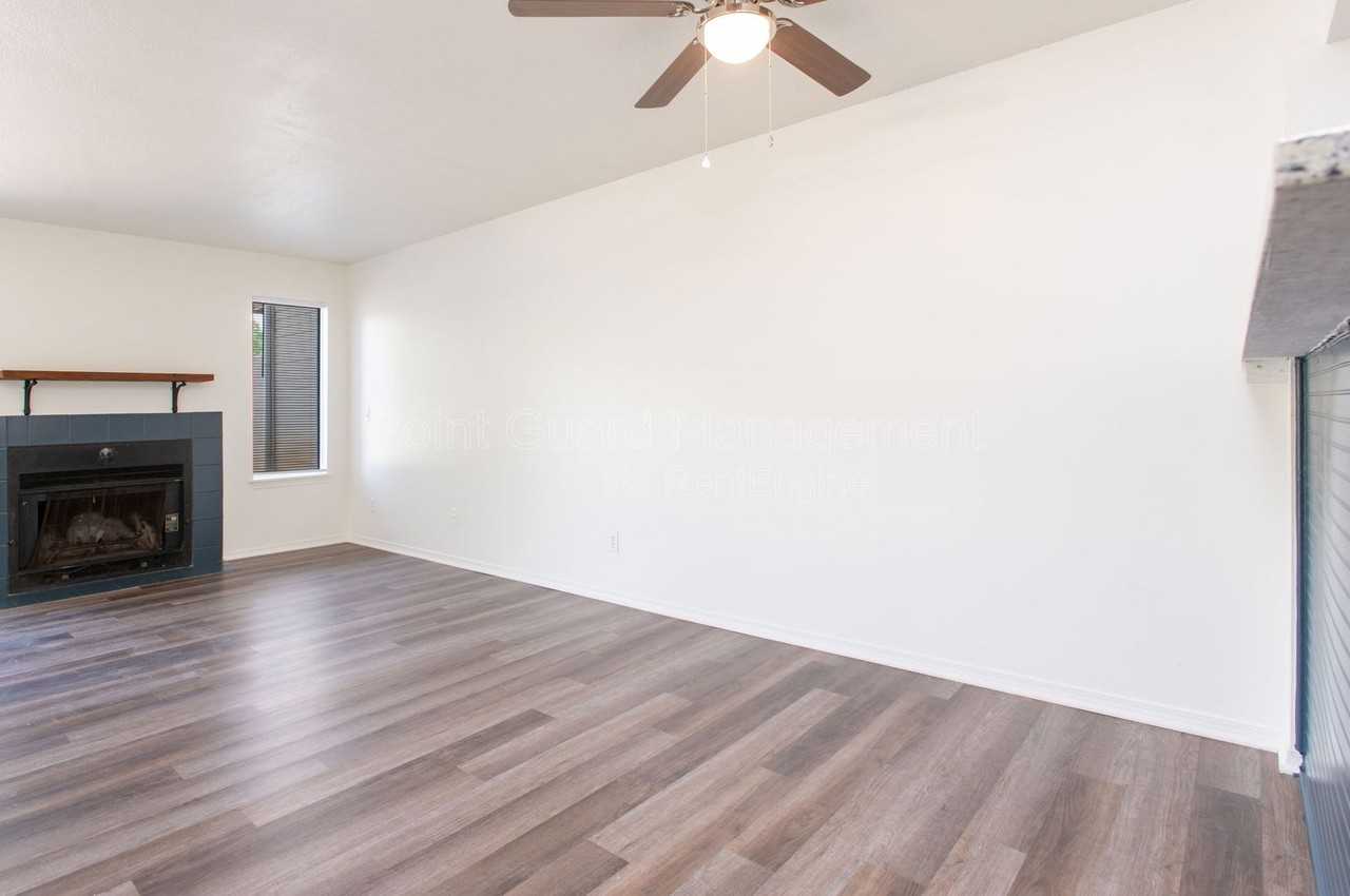 5490 S Gold St #300 - Photo 5 of 22