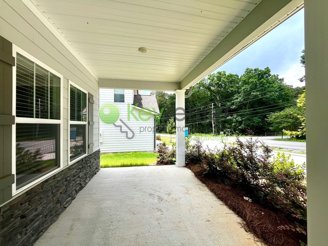 9110 Fuller Rd - Photo 3 of 26