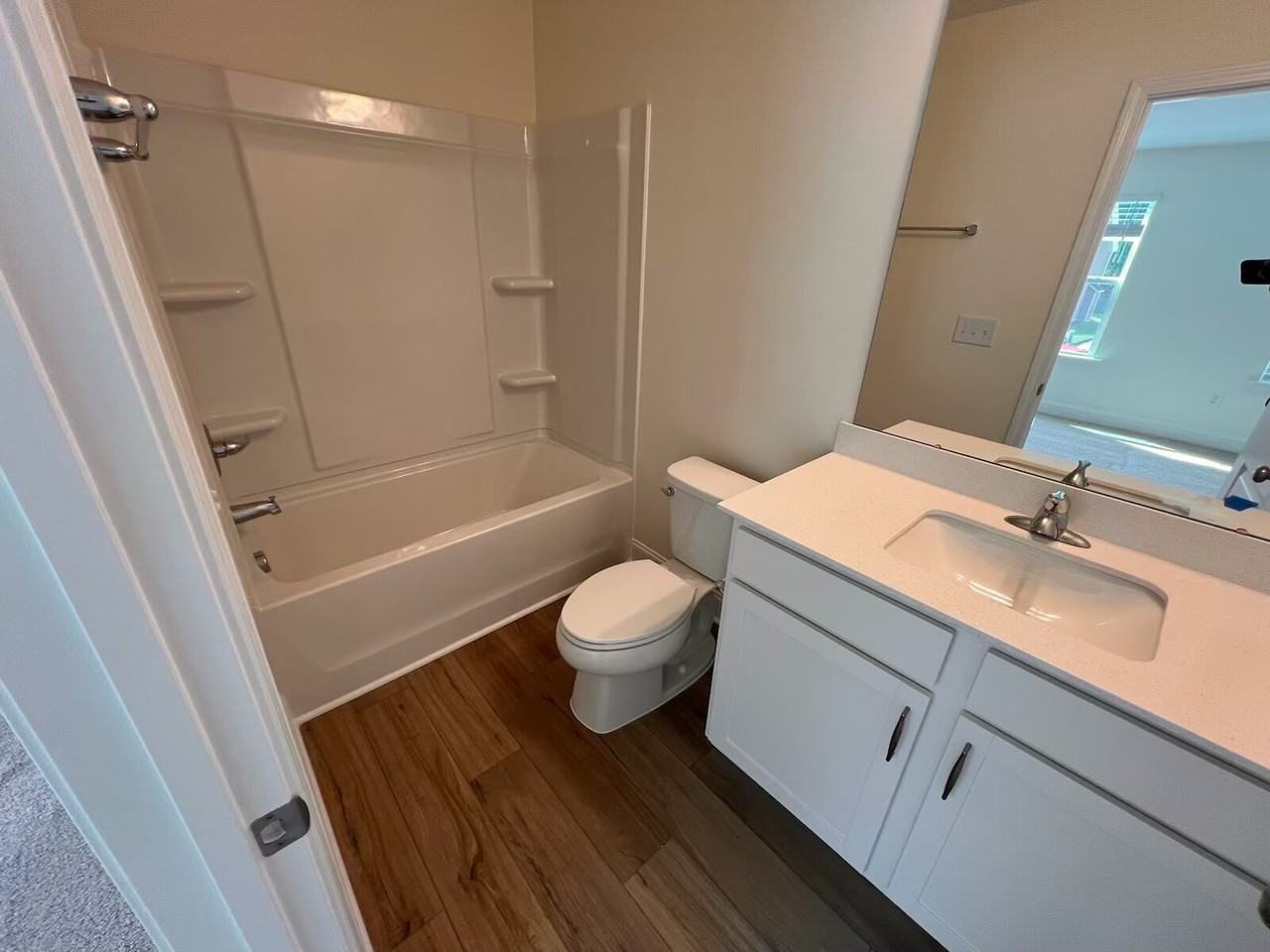 1113 Caswell Way Ct - Photo 2 of 16