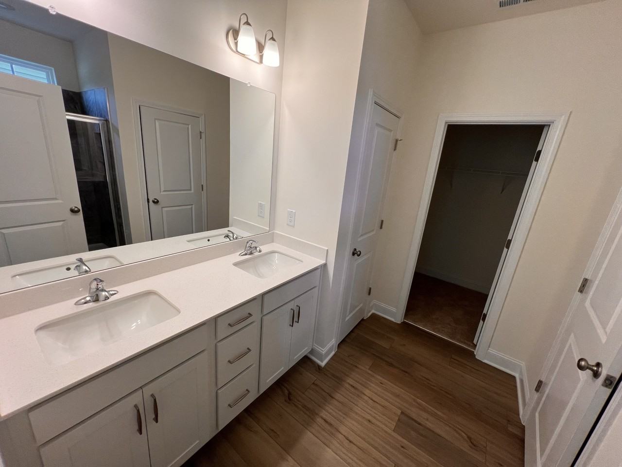 1113 Caswell Way Ct - Photo 6 of 16