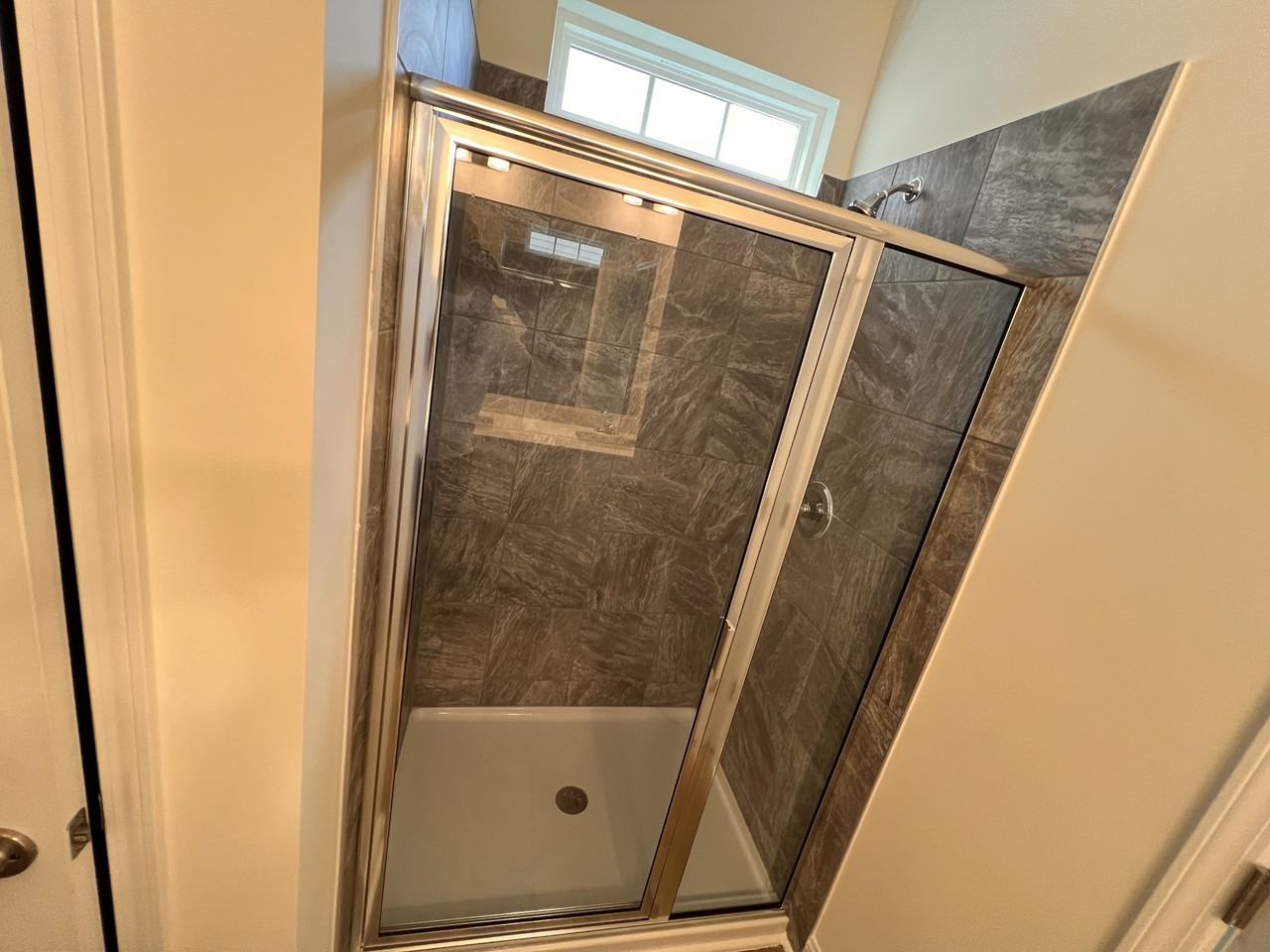 1113 Caswell Way Ct - Photo 6 of 16