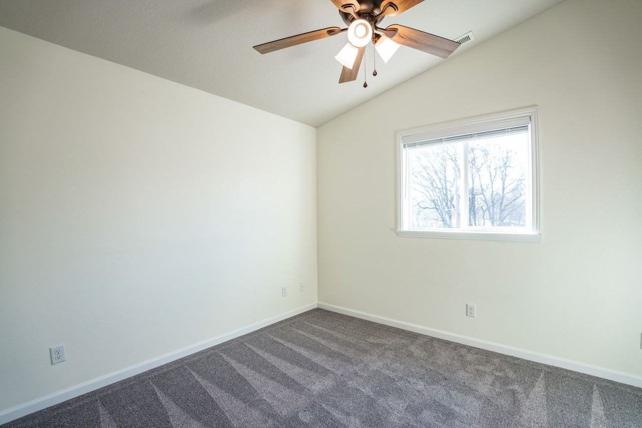 970 Salamander Rd Se - Photo 2 of 40