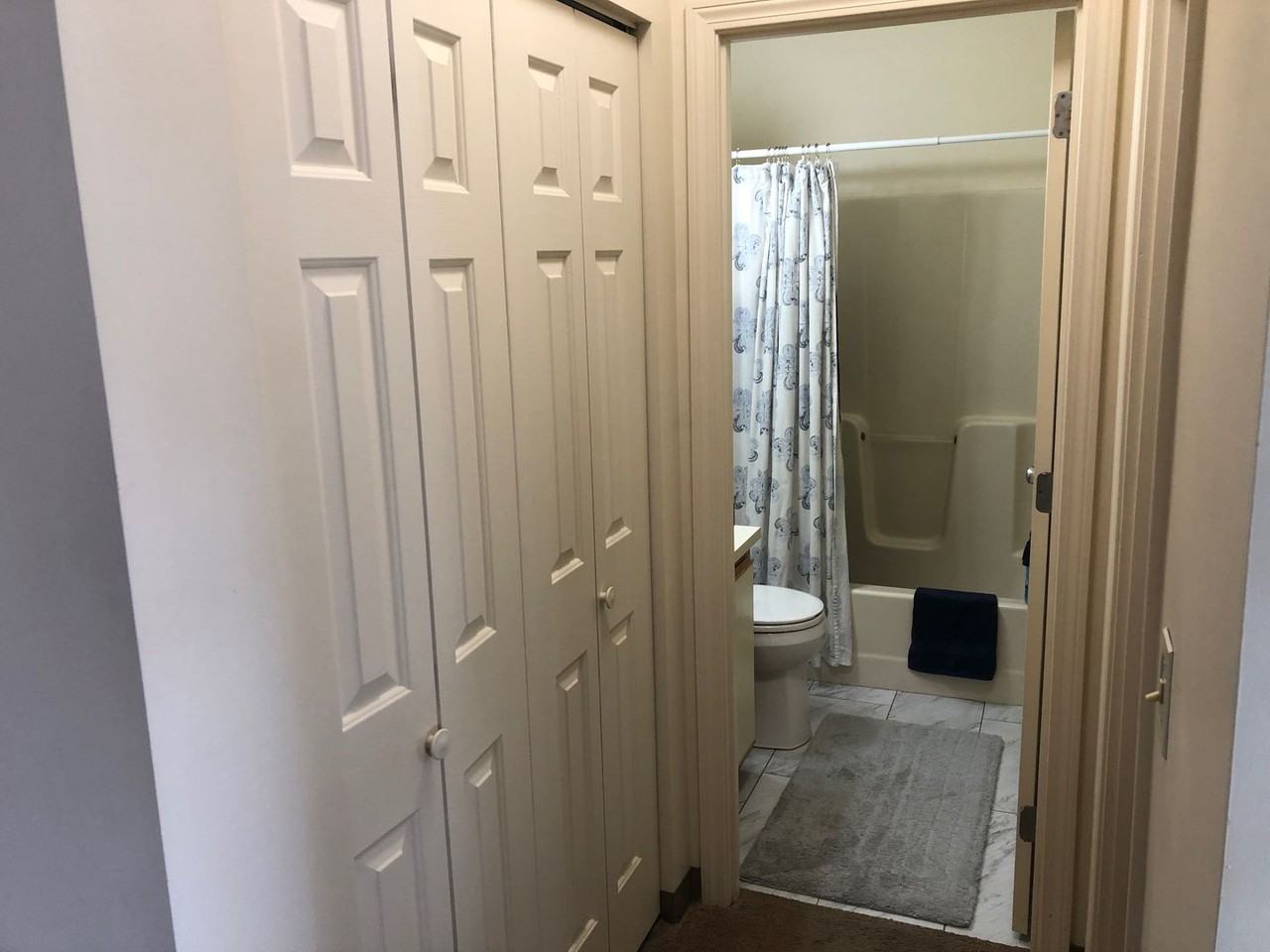 Park Towers II, LLC - Photo 7 of 28