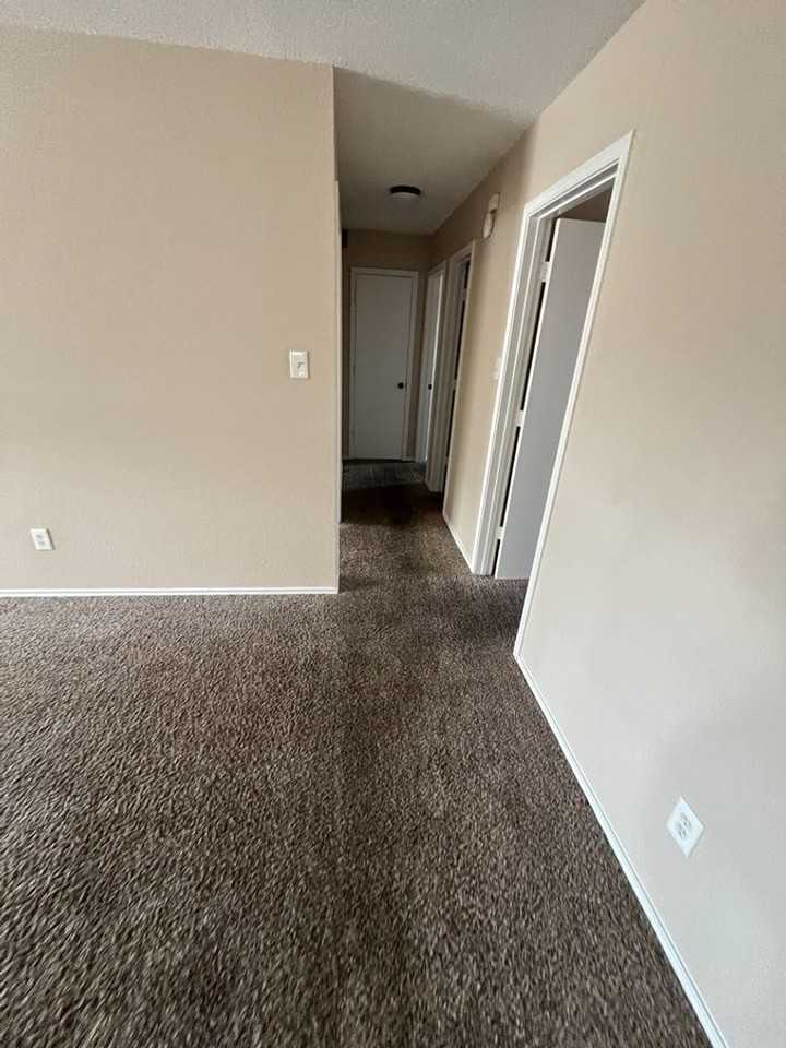 4602 Greyhound Dr - Photo 5 of 14