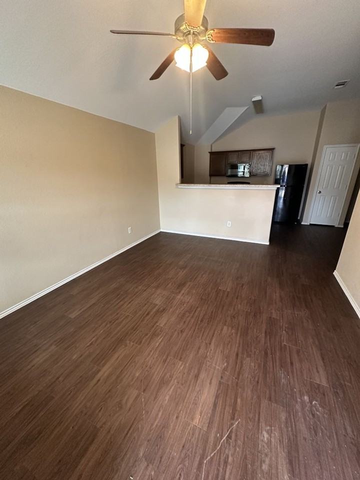 804 Carla Kay #A - Photo 2 of 11