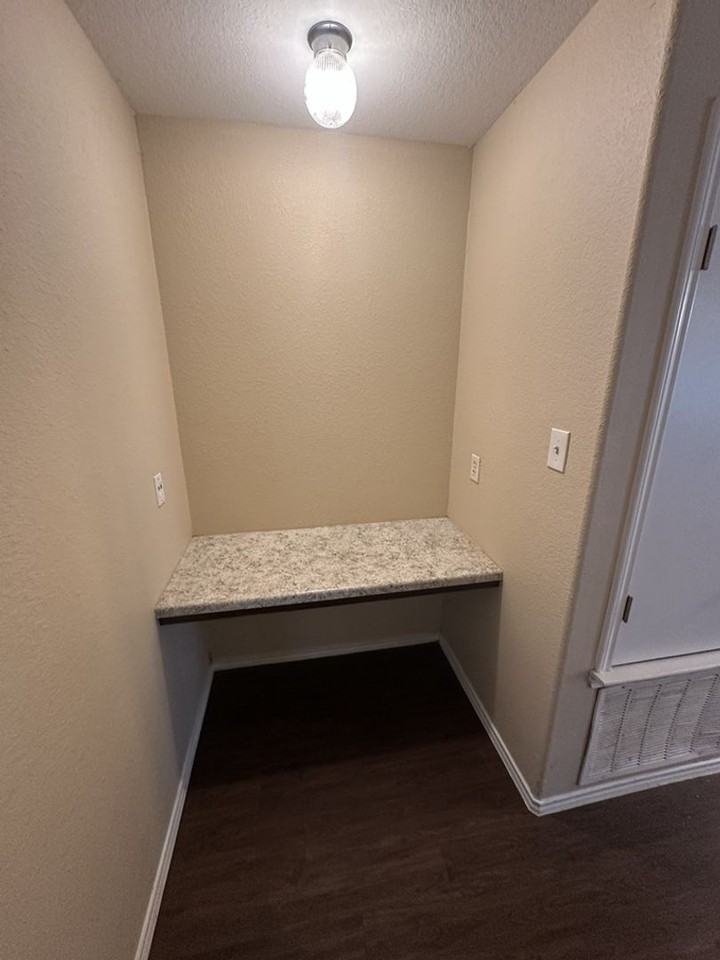 804 Carla Kay #A - Photo 5 of 11