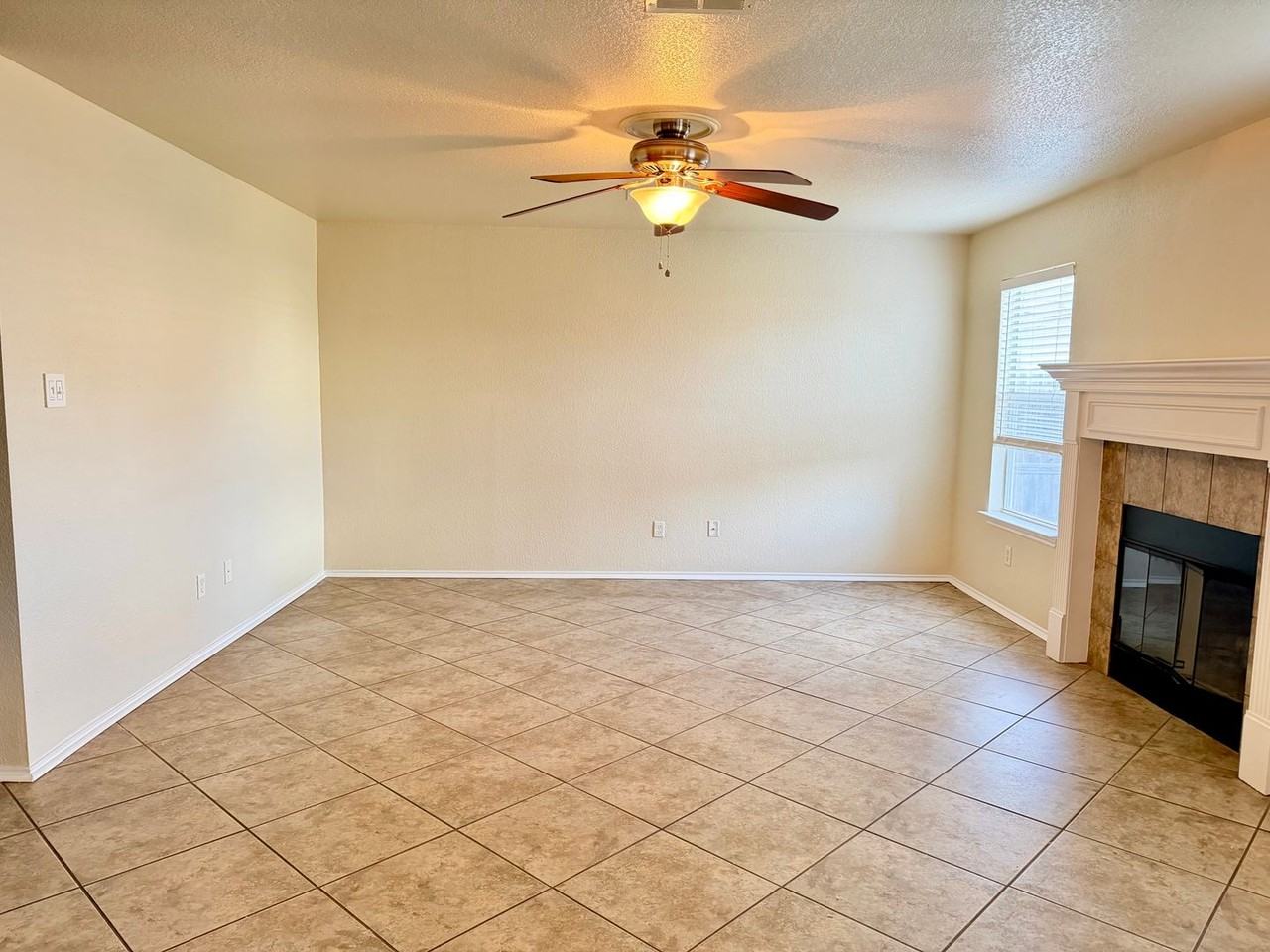 4803 Donegal Bay Ct - Photo 4 of 14