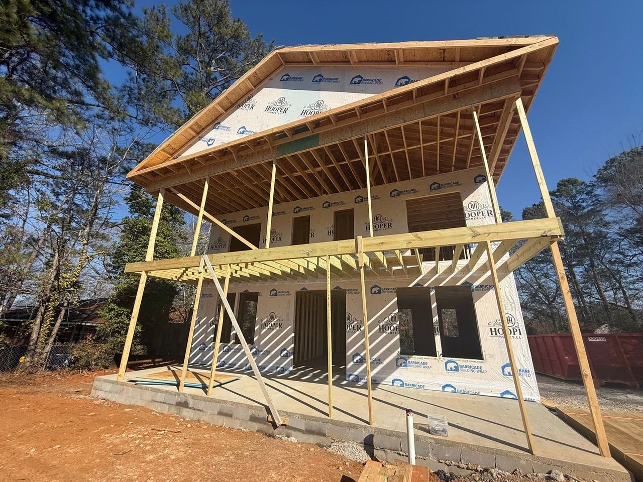 566 Hudson Ter - Photo 2 of 8