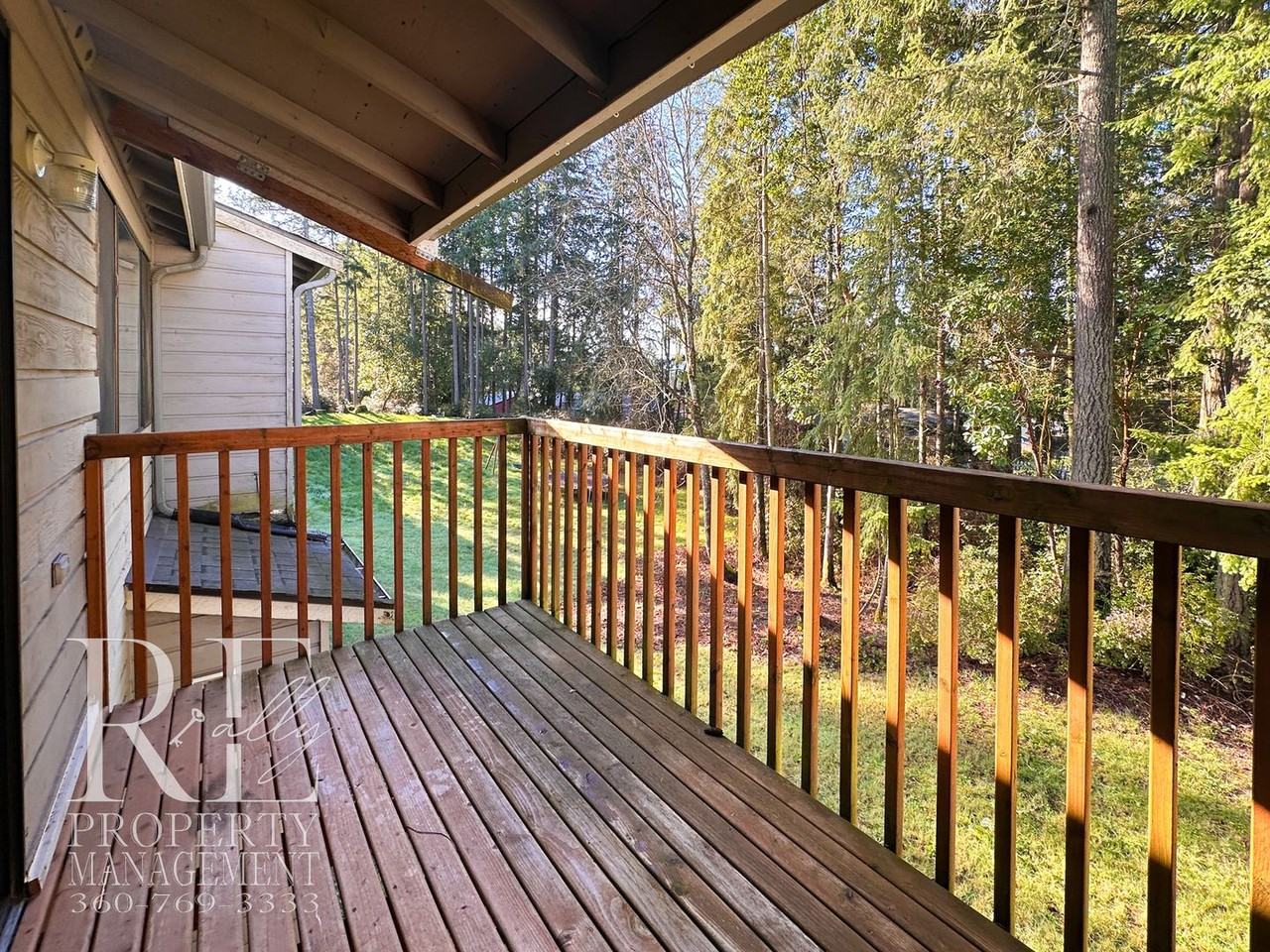 9194 Shadowcrest Ln Nw - Photo 7 of 20