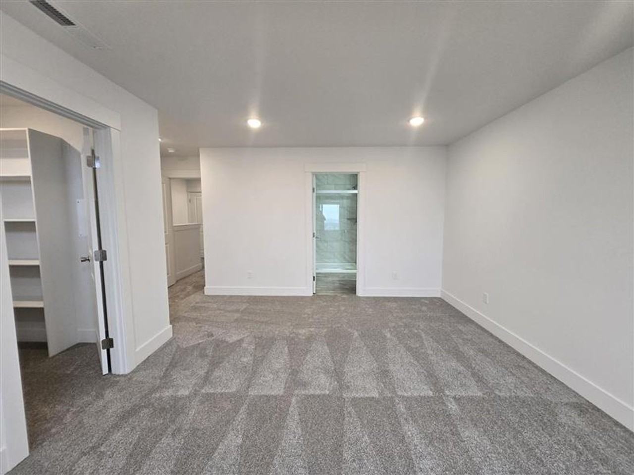 5813 W 40th Ct - Photo 7 of 28