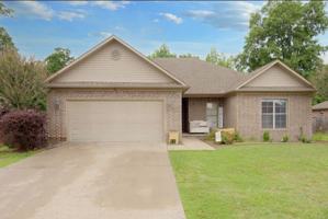 featured image of 1307 Main St