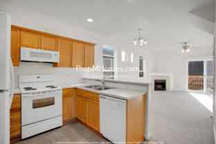 8422 Se Clinton St - Photo 1 of 1